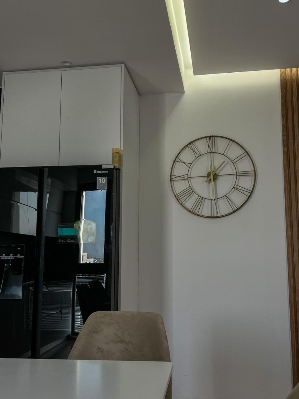 Lux Apartment At Arlis Tirana Exterior foto